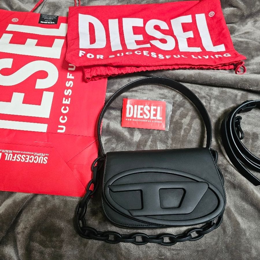 DIESEL 1DR leather shoulder 斜背包 黑色 小牛皮 粗鏈條 RFID防偽晶片 防盜包-0