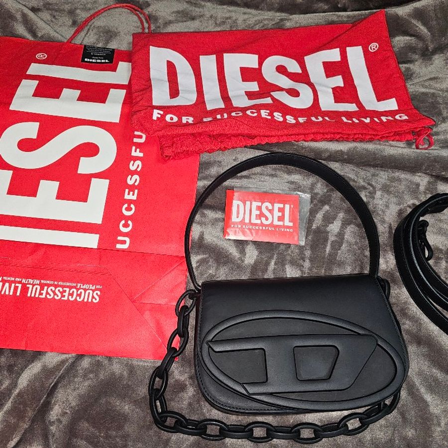 DIESEL 1DR leather shoulder 斜背包 黑色 小牛皮 粗鏈條 RFID防偽晶片 防盜包-1