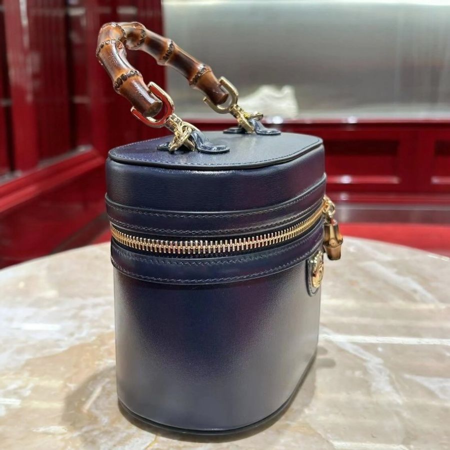 🌸2025春夏新品🌸Gucci 760200 竹節提把迷你化妝包 黑色/附肩帶-4