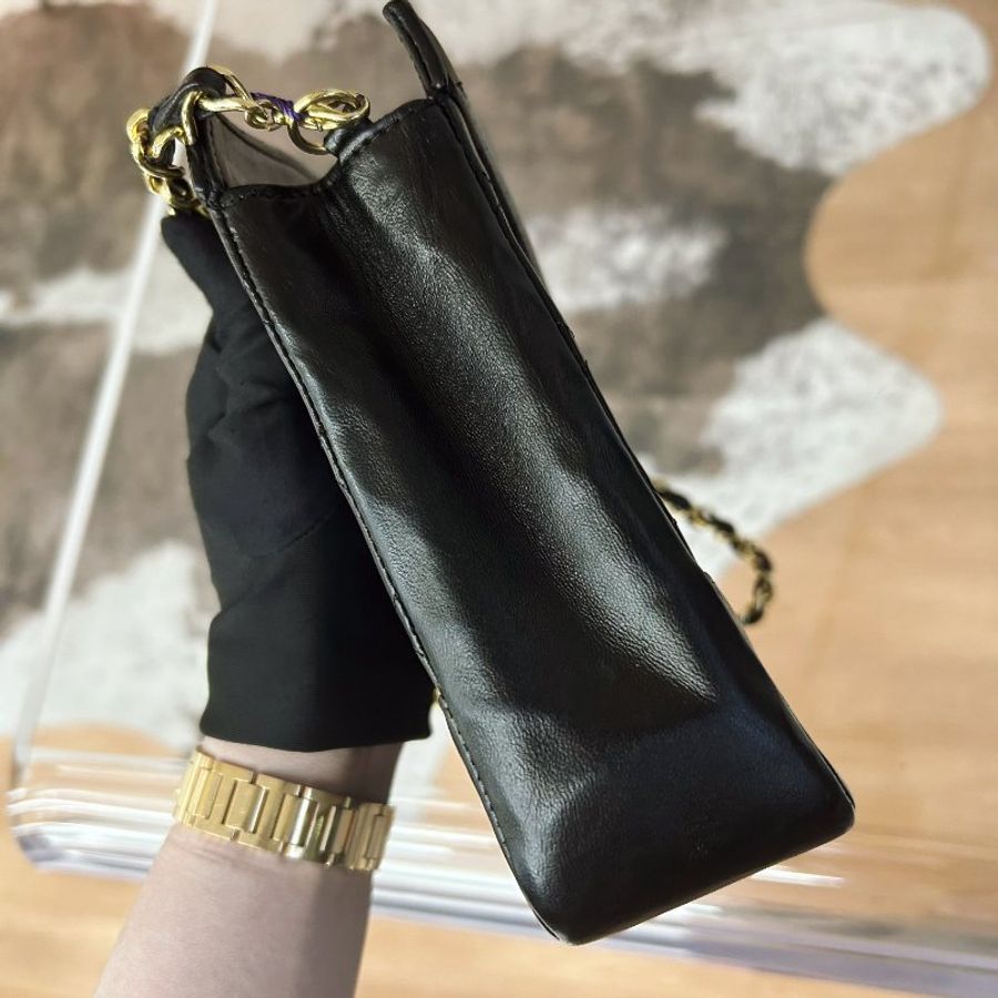 Chanel黑金菱格纹双C扣小号31bag-7