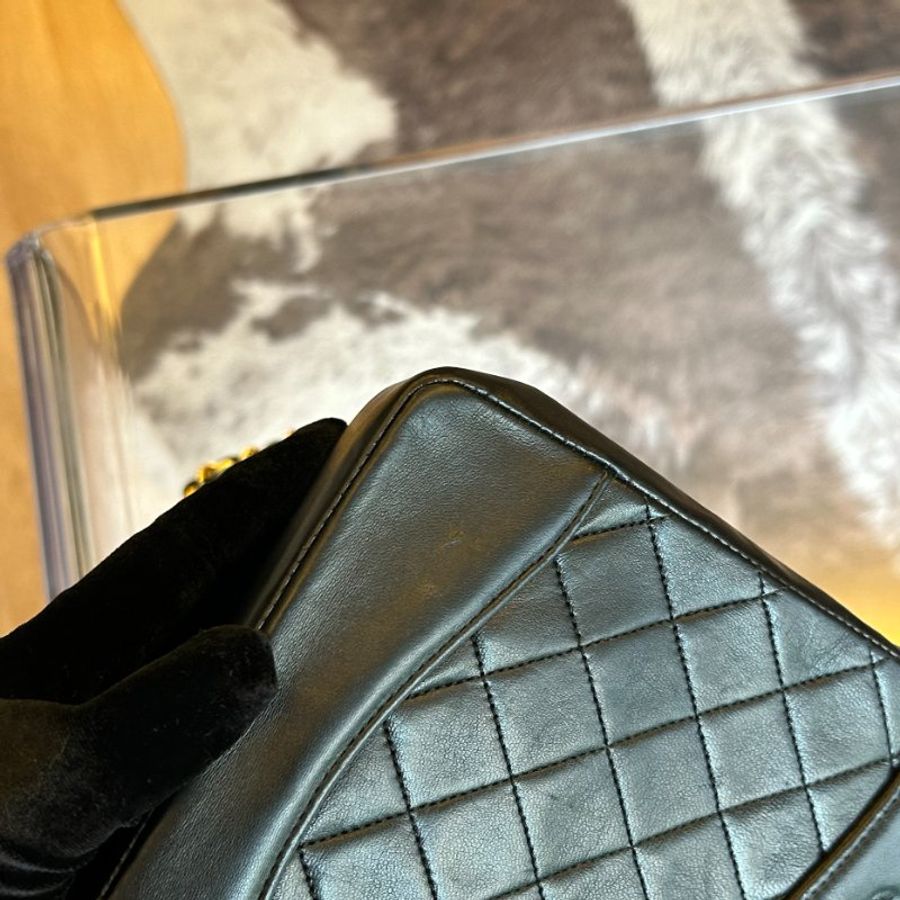 Chanel黑金菱格纹双C扣小号31bag-9