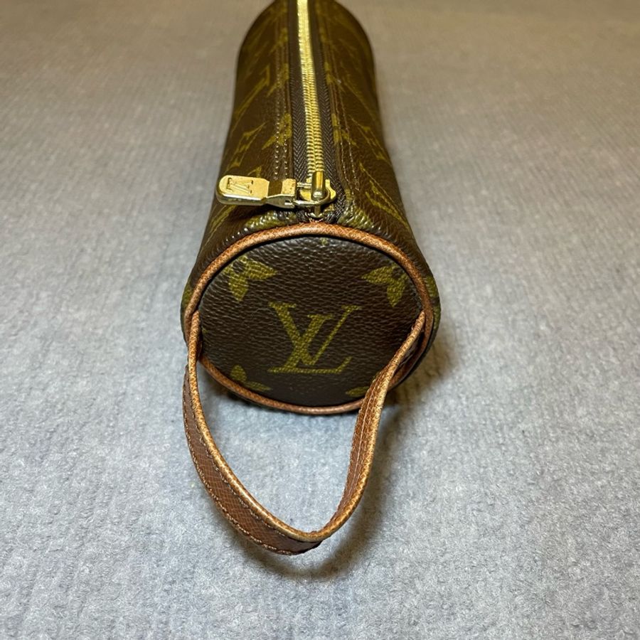 LV Louis Vuitton Monogram Micro Popillon Coin Case 零錢包/迷你圓筒包-3