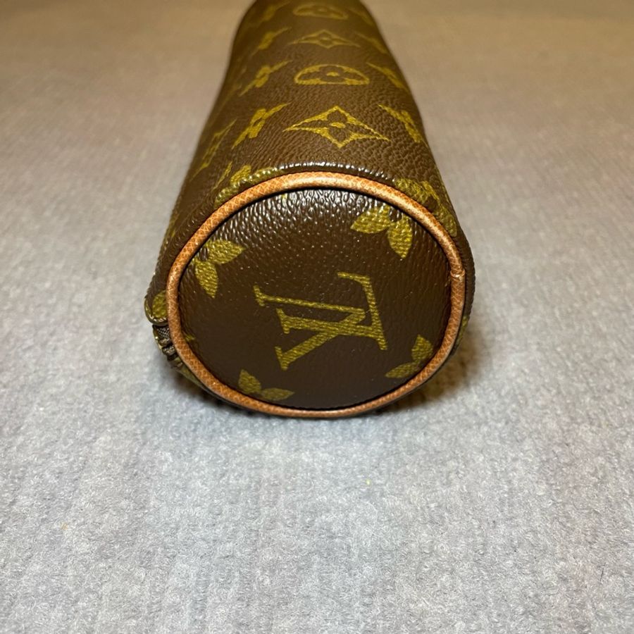 LV Louis Vuitton Monogram Micro Popillon Coin Case 零錢包/迷你圓筒包-4