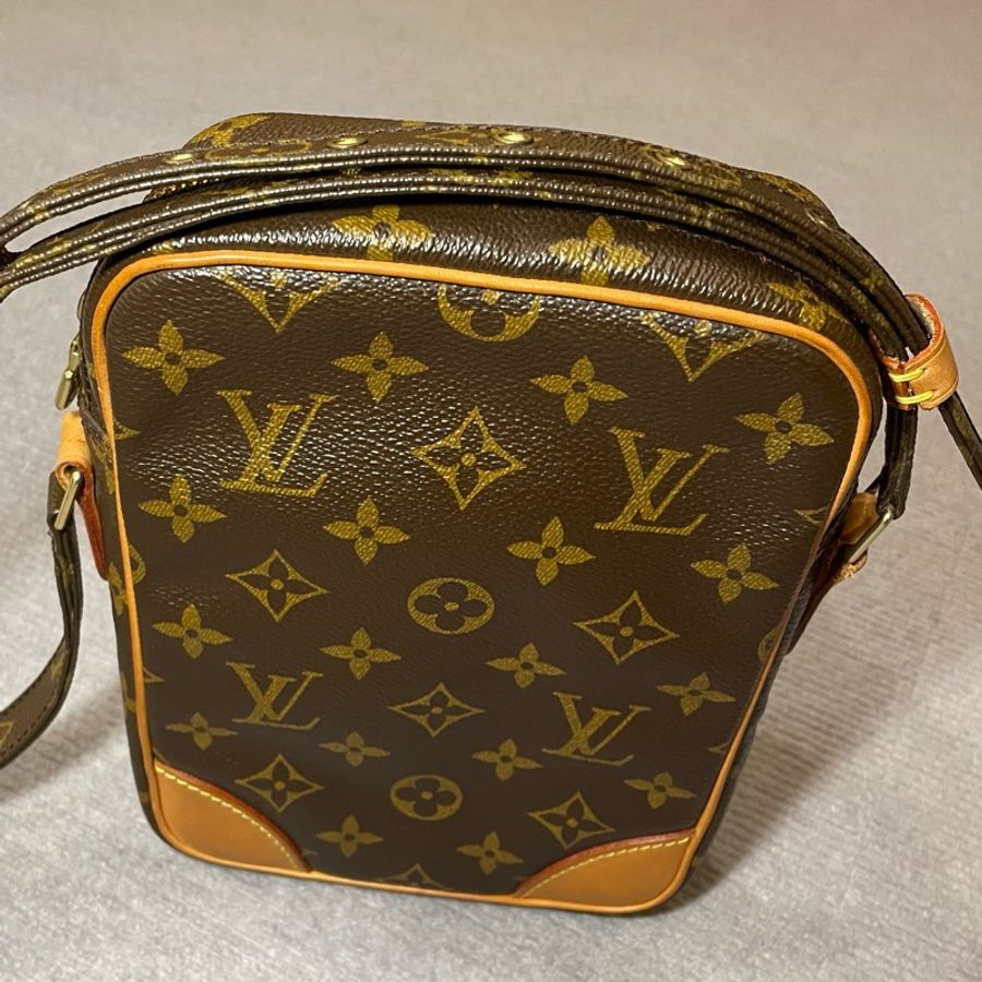 LV Louis Vuitton Monogram 斜背包/雙層相機包-6