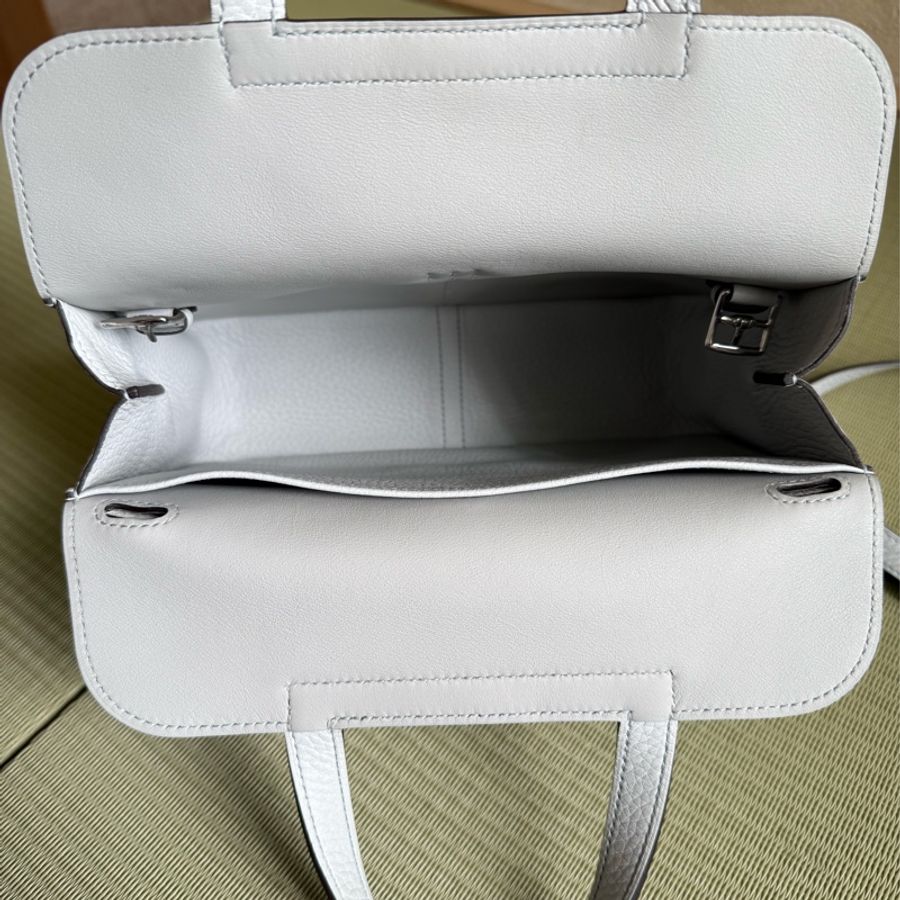 Hermes Halzan 25 W stamp-6