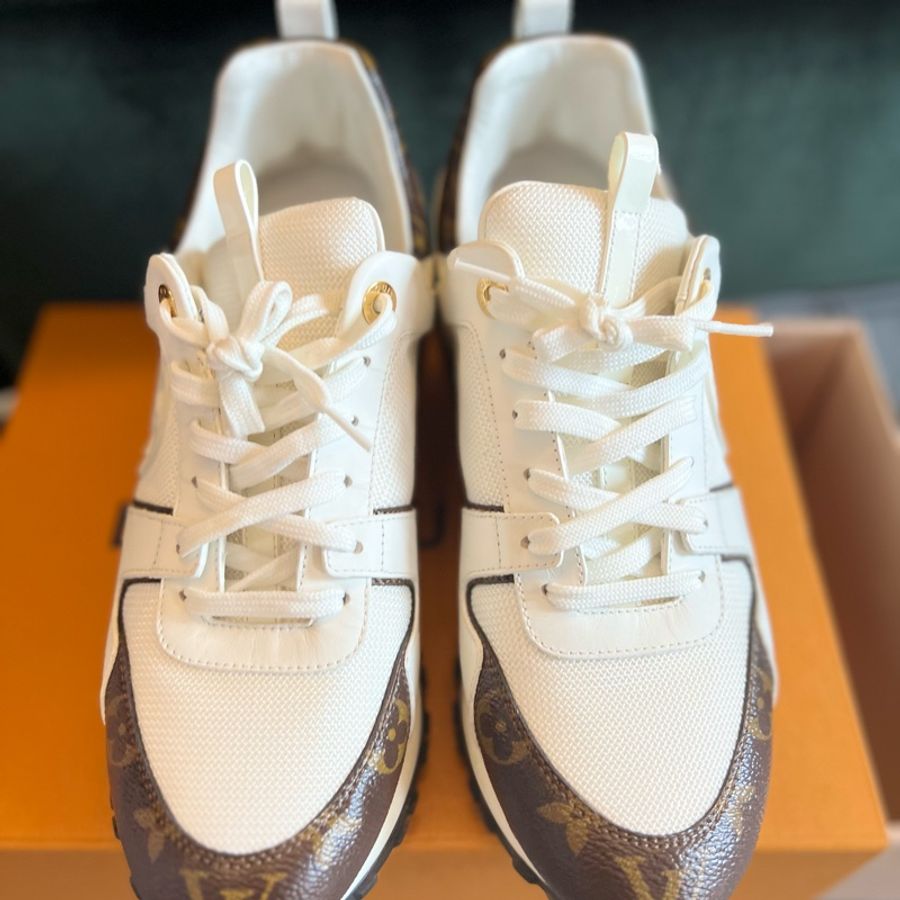 LV LOUIS VUITTON 路易威登 女士RUN AWAY運動鞋-0