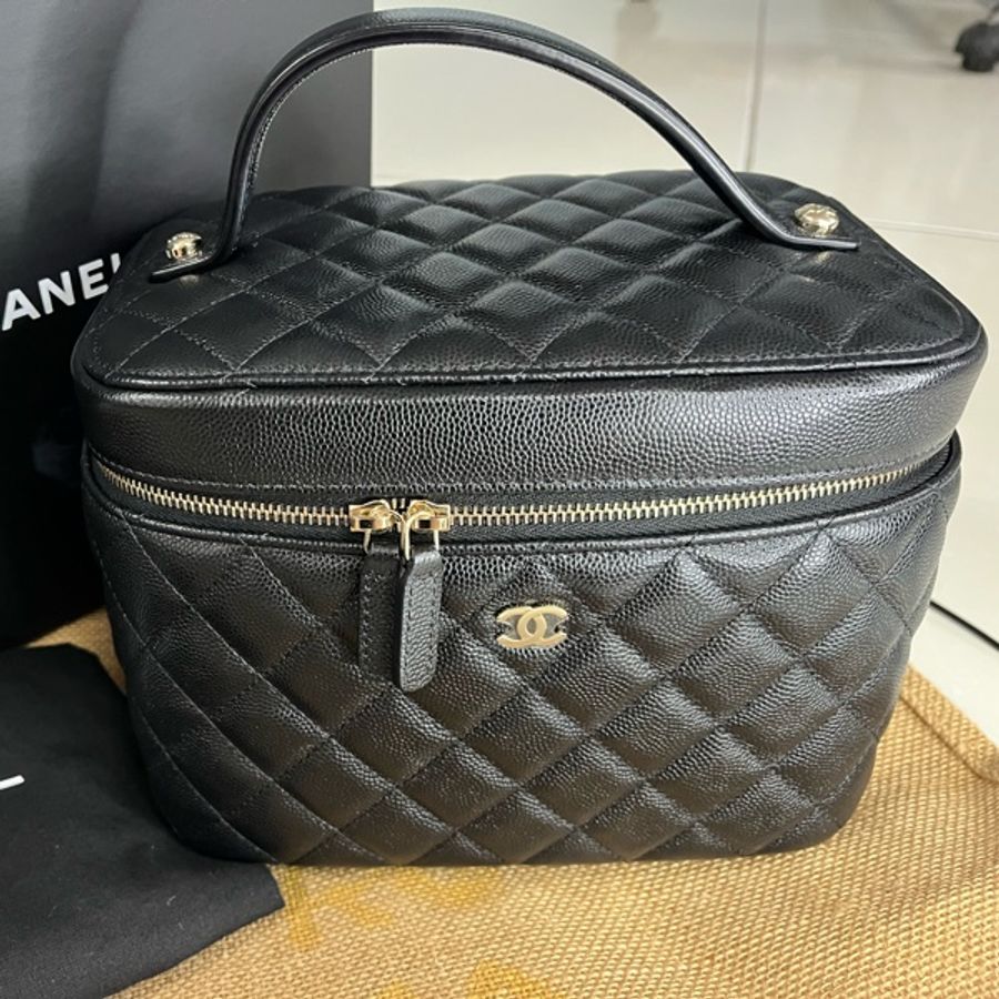CHANEL 香奈兒 魚子醬 荔枝皮 化妝箱 （近新閑置品）-8