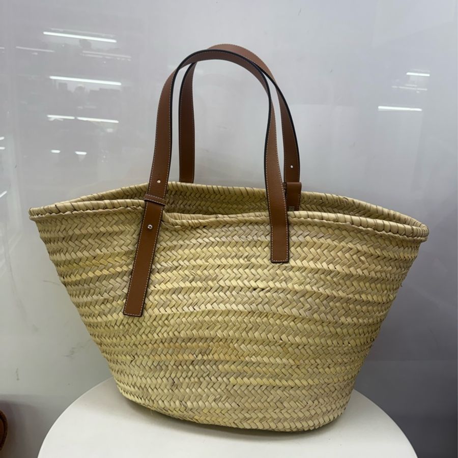 LOEWE Anagram Basket Shoulder Bag-16