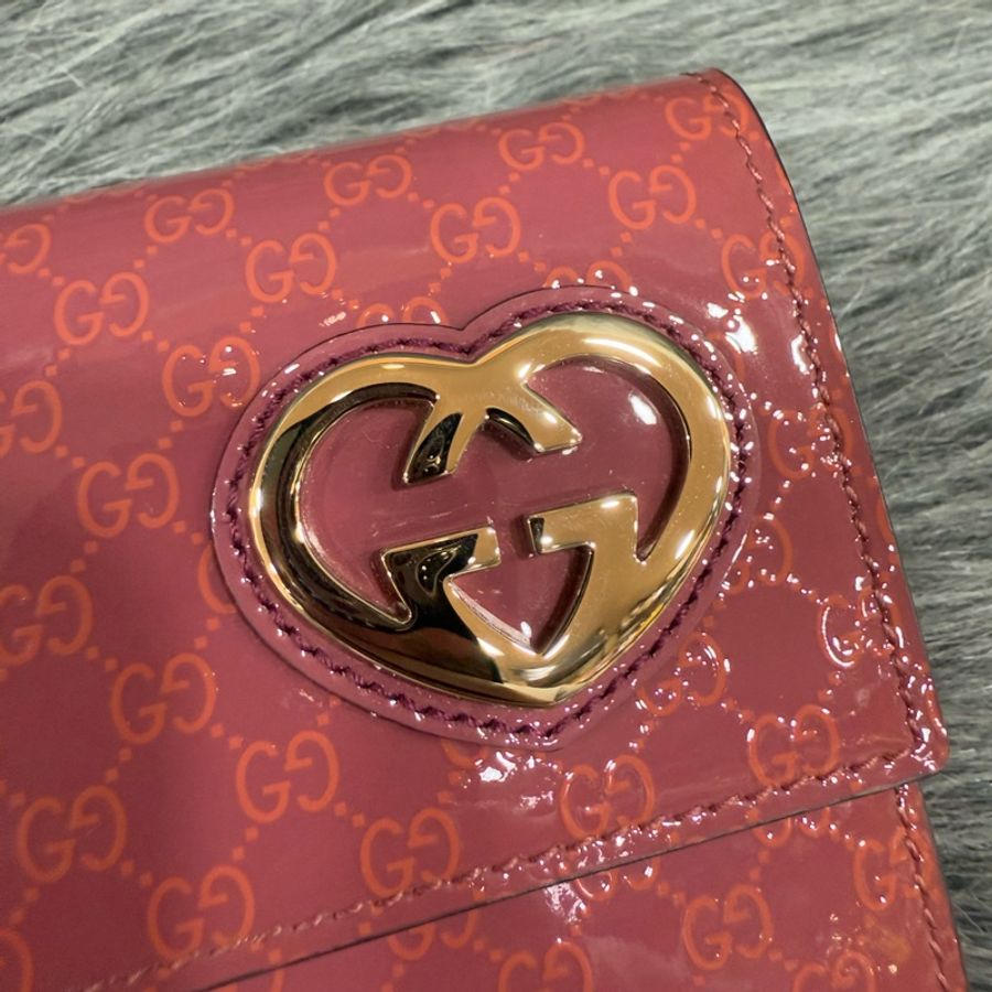 GUCCI 251861 愛心 GG 字紋 桃紅紫 漆皮 零錢袋 皮夾 長夾-9