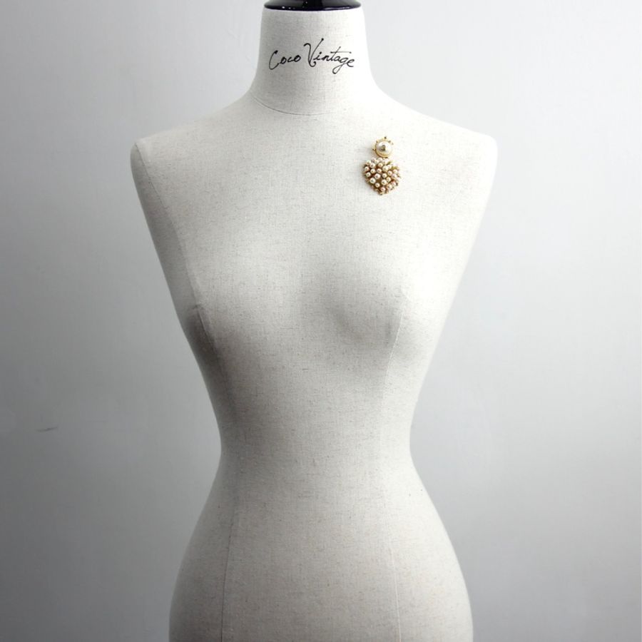 Chanel Vintage 02P 鍍金粒粒仿珍珠心型吊墜胸針-1