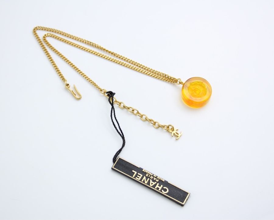 Chanel Vintage 98A亞加力淺黃啡色山茶花頸鏈-2