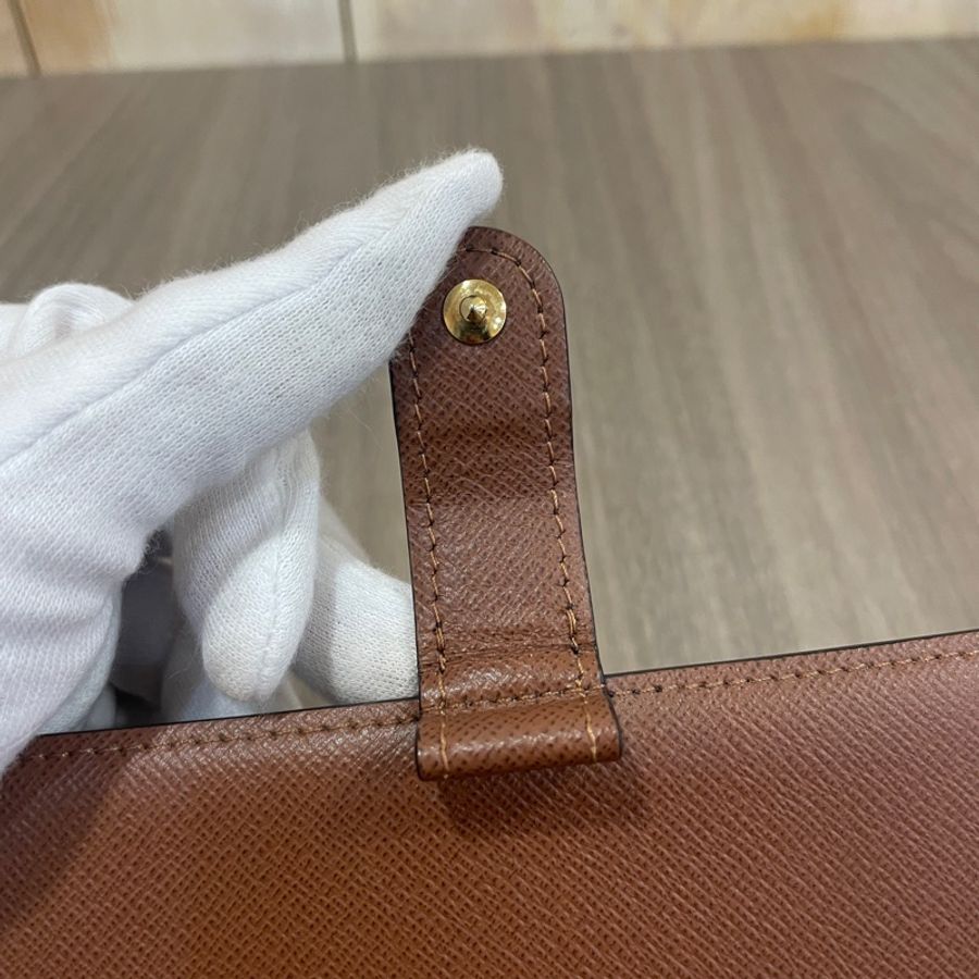Louis Vuitton R20005老花釦式筆記本護照套-10