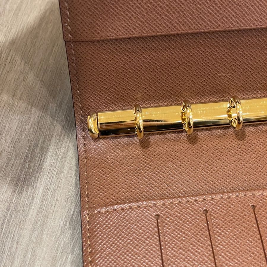 Louis Vuitton R20005老花釦式筆記本護照套-13
