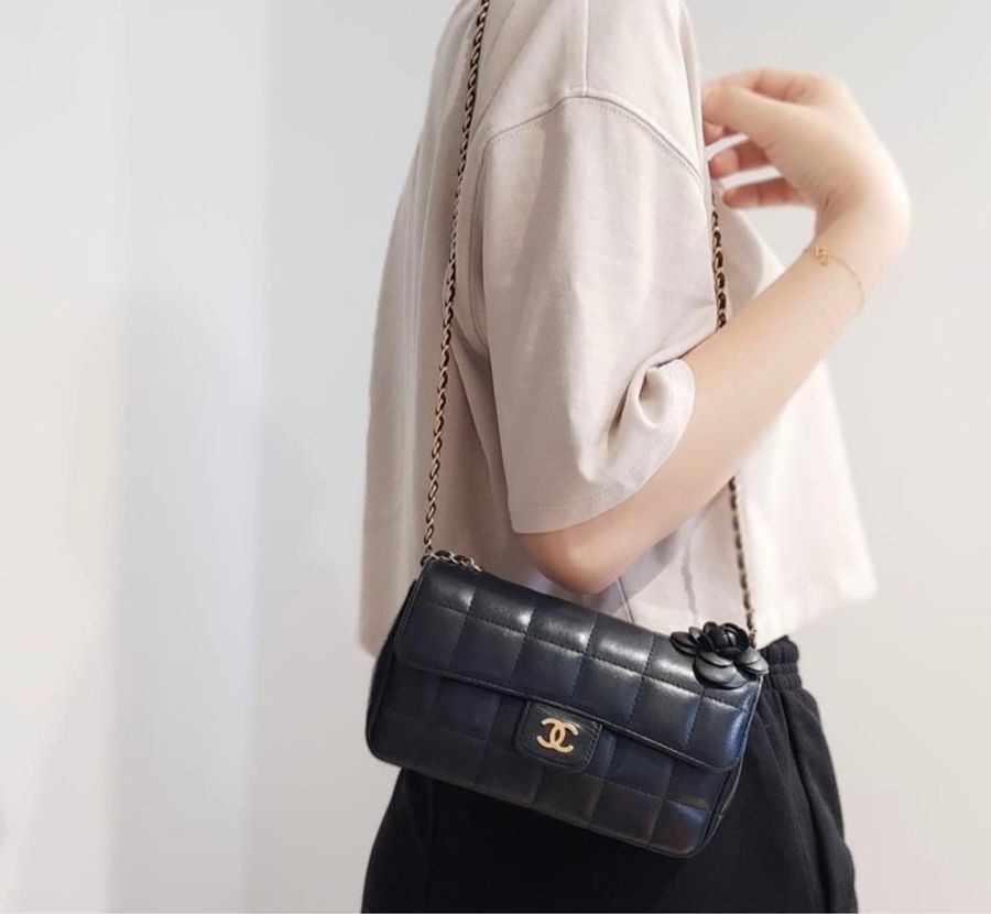 Chanel Vintage香奈兒山茶花冰格包-5