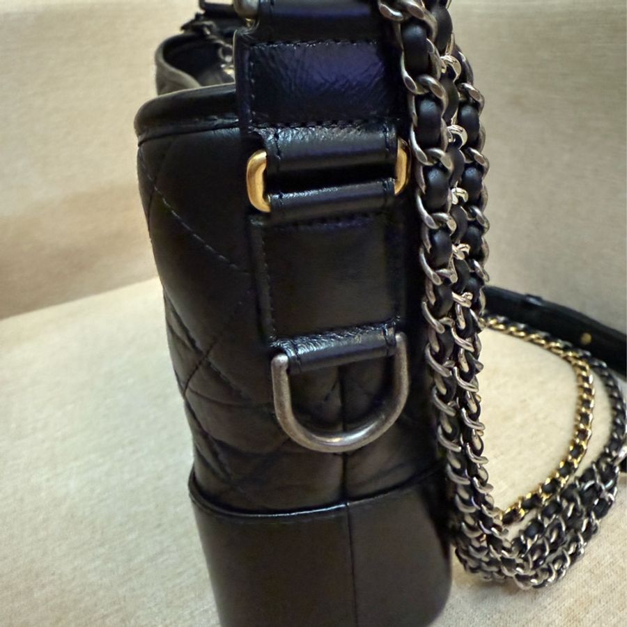 Chanel Gabrielle Hobo黑色流浪包新中小號-9