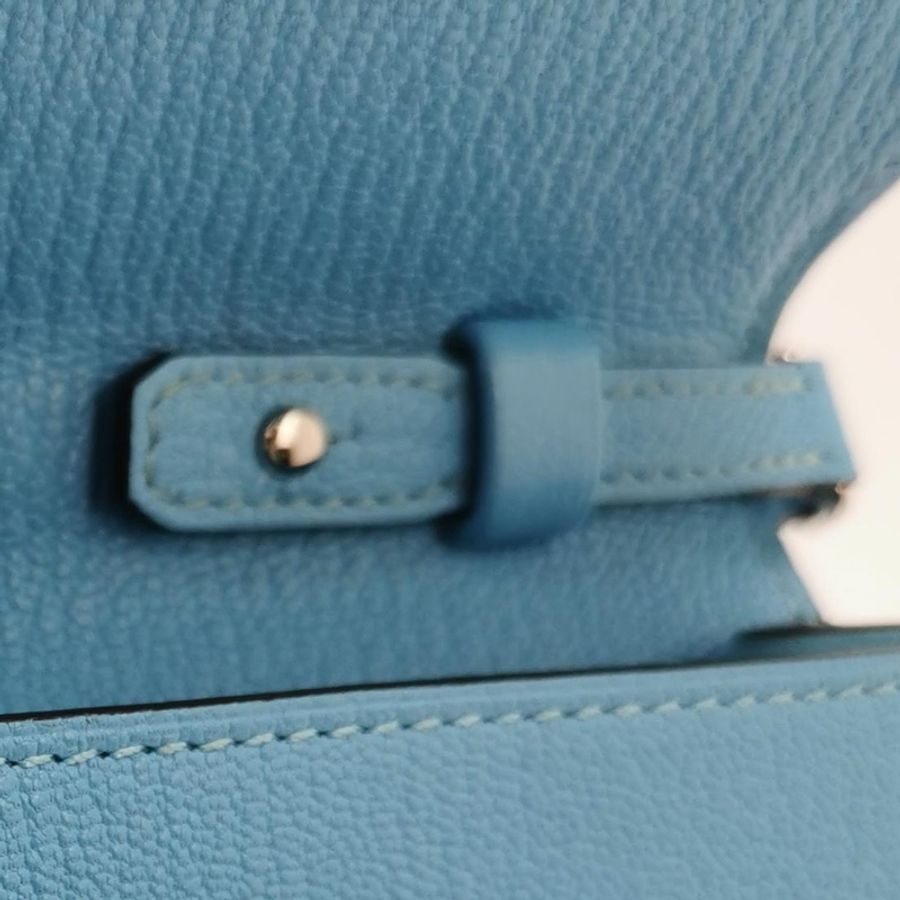 Hermès Cinhetic 18 糖果藍斜背包|不對稱H扣設計-6
