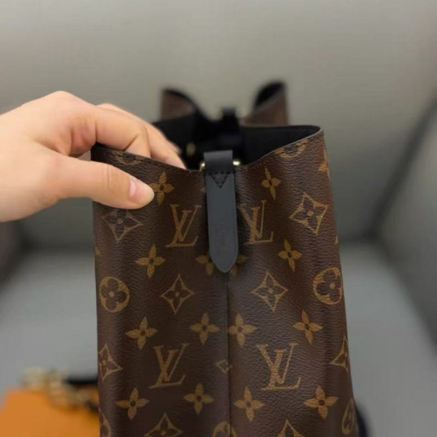 Lv 黑水桶 超級實用耐磨 全新閒置配件塵袋購證-1