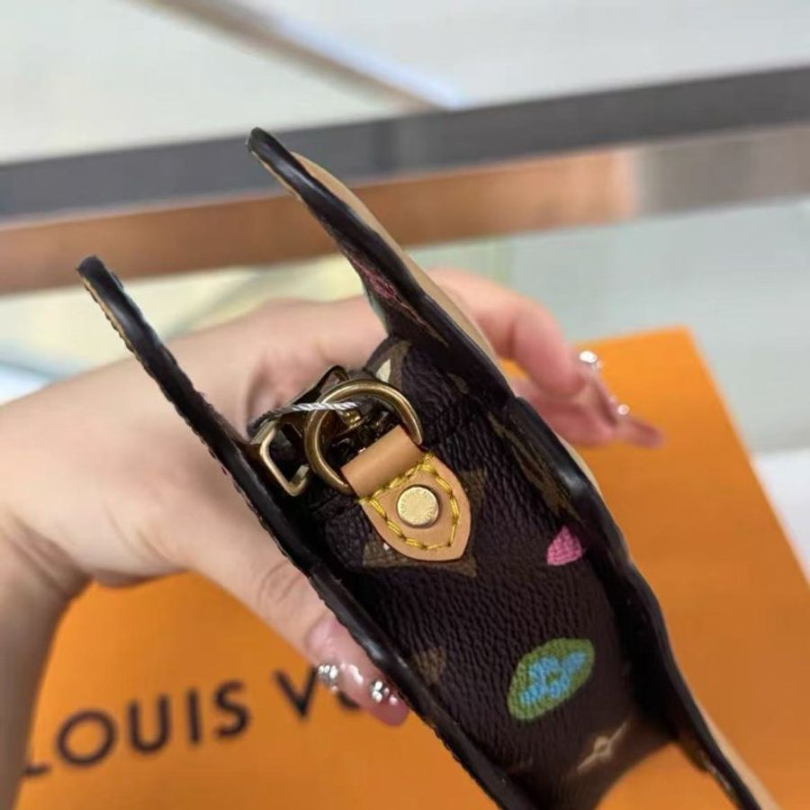 Lv✖️Tyler 聯名小狗包 限量款 全新配件齊全-4