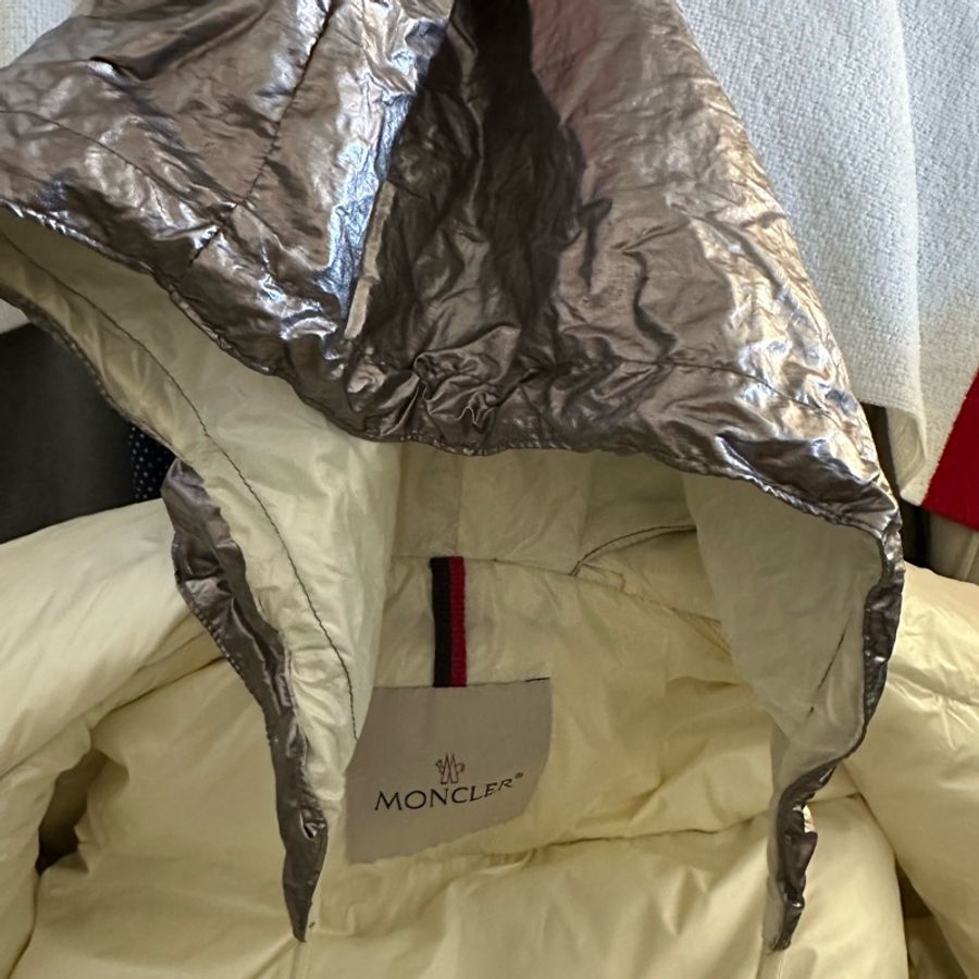 MONCLER COAT SILVER蒙可立銀色羽絨外套-12