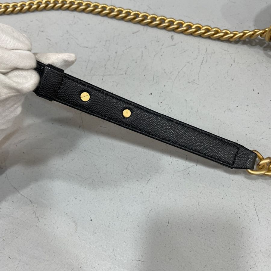 Chanel A67085黑色荔枝皮金釦Boy 20斜背包Mini Leboy肩背包*-14