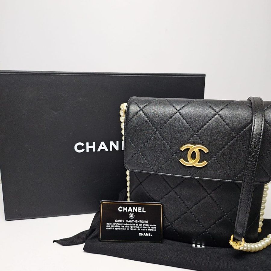 Chanel Small Hobo Bag黑色-0