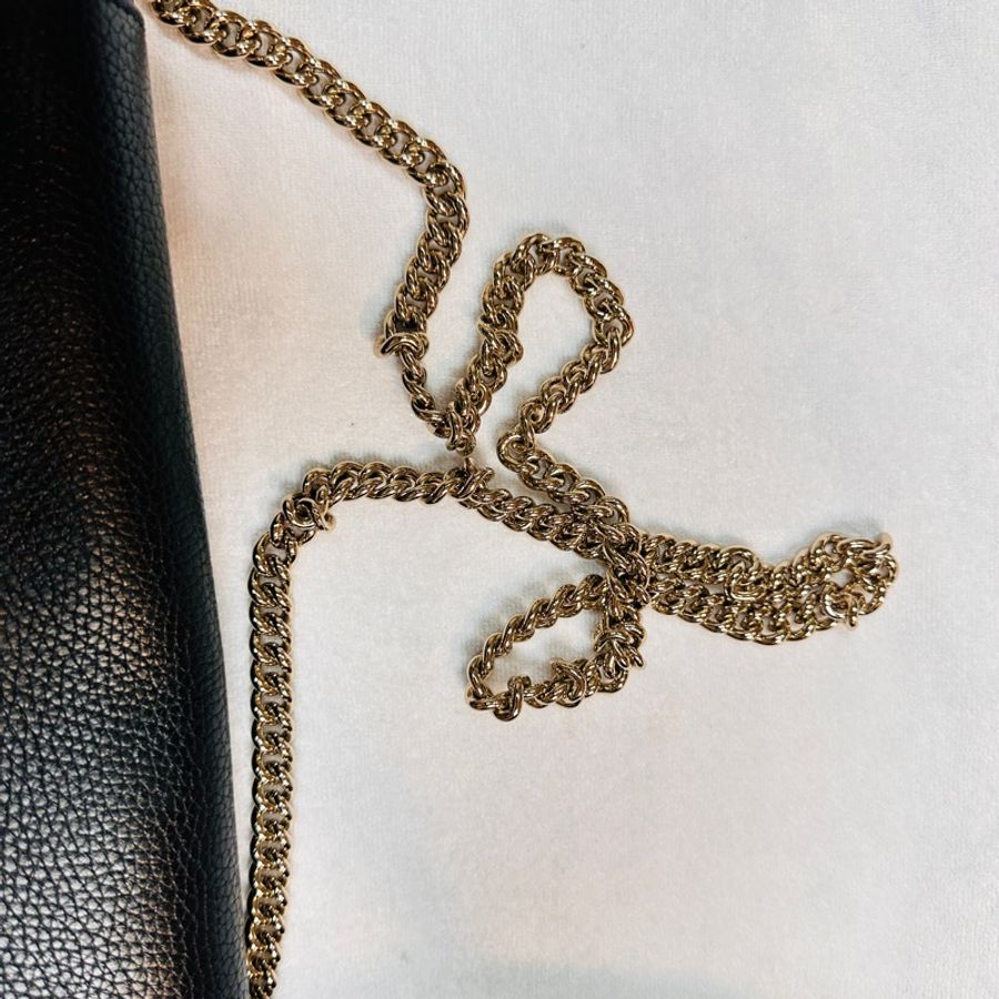 GUCCI Soho 26公分 黑牛皮流蘇下蓋鏈條包 336752-10