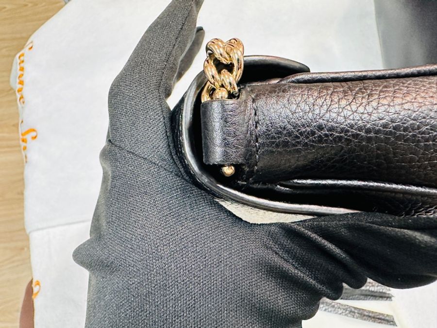 GUCCI Soho 26公分 黑牛皮流蘇下蓋鏈條包 336752-15