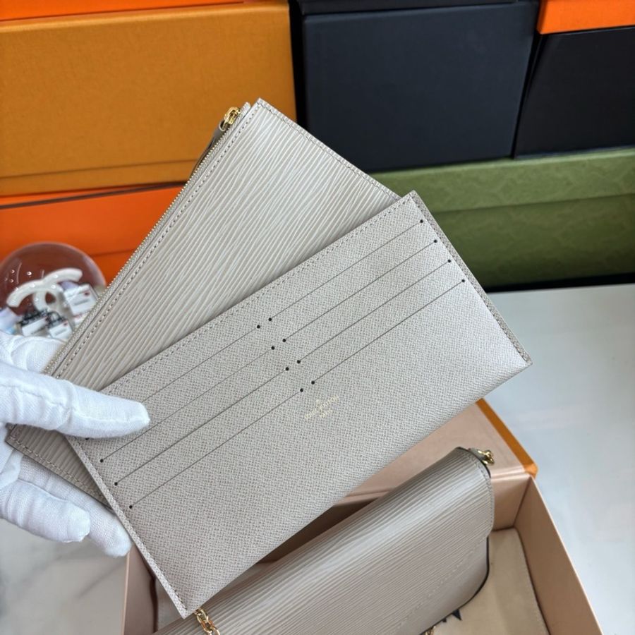 【近新閒置品】LV 灰色水波紋Pochette三合一芯片款鏈條包-6