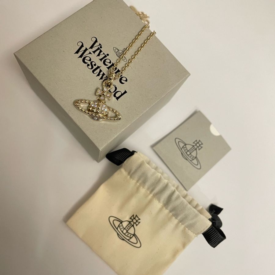 Vivienne Westwood 淺金色卯釘小鑽星球項鍊-14
