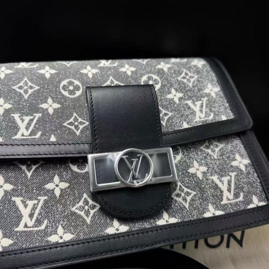 Lv 達芙妮 中號 黑單寧 全新 配件齊全-4