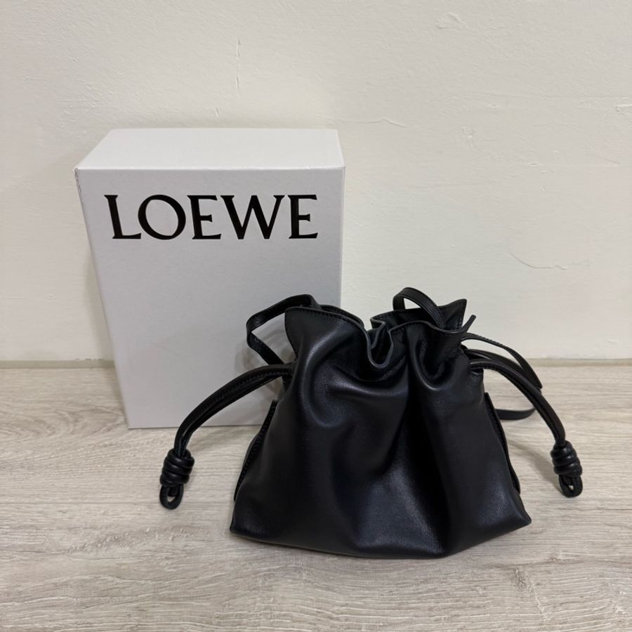 【LOEWE】納帕小牛皮迷你 Flamenco 包 黑色-13