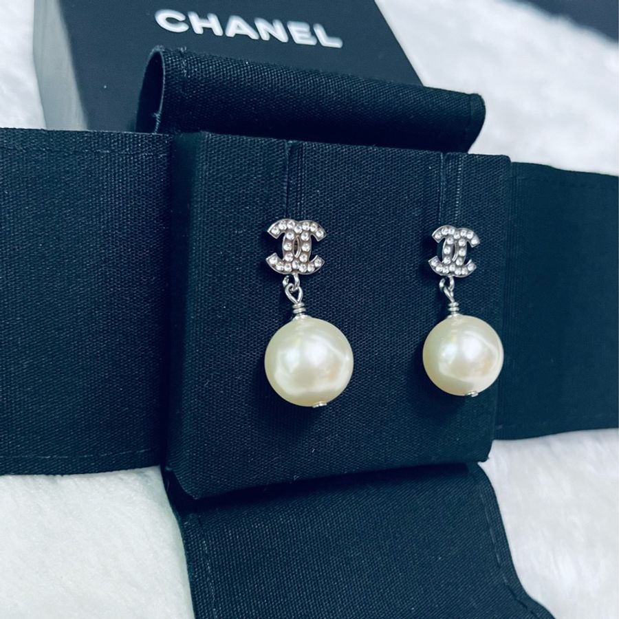 chanel 香奈兒雙c珍珠吊墜耳釘-1