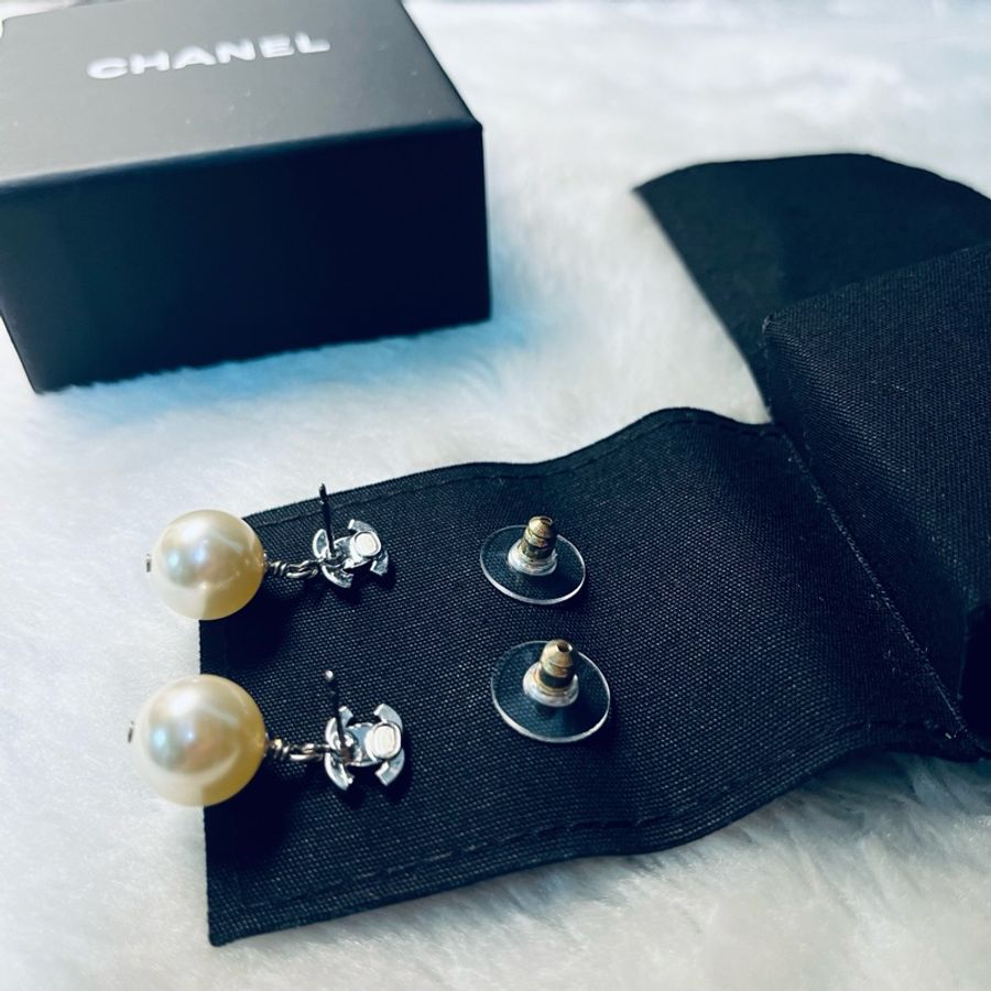 chanel 香奈兒雙c珍珠吊墜耳釘-13