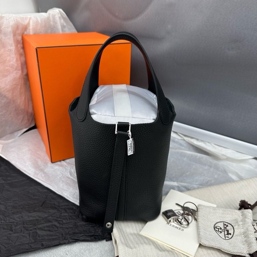 全新大全配🈶️23年購證❤️ #愛馬仕 #黑銀 #菜籃子 18cm #picotin #hermes-7