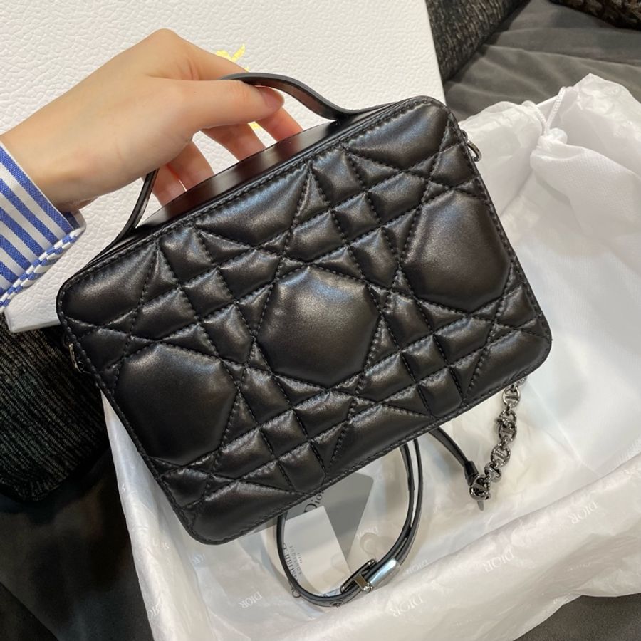 🈶️盒子❤️ #dior #caro #soback #相機包 #盒子包-12