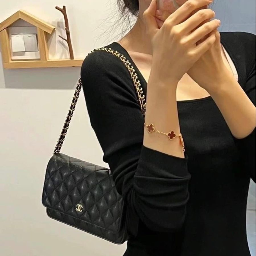 香奈兒 Chanel  荔枝紋牛皮 WOC 黑色 金釦-32