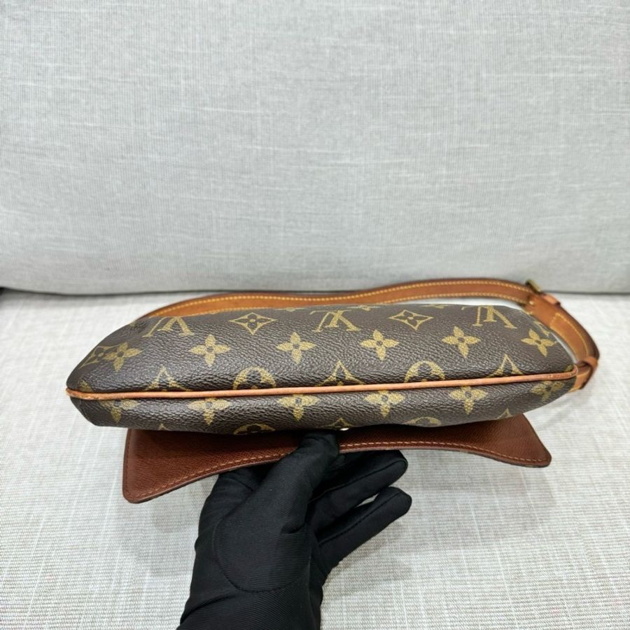 LV 老花橫版王菲包 腋下包 肩背包-15