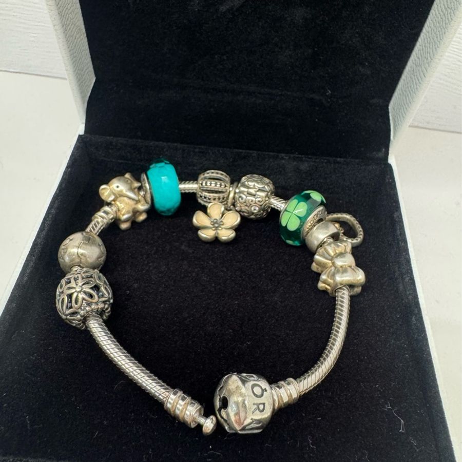 pandora 經典手環 8顆珠珠 專櫃購買手環約18公分 pm左右 二手商品-11
