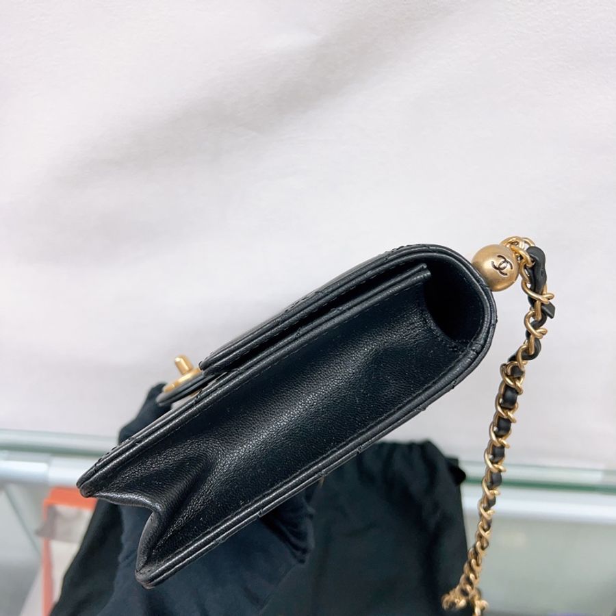 Chanel pearl flap 黑金珍珠翻蓋鏈條包-5