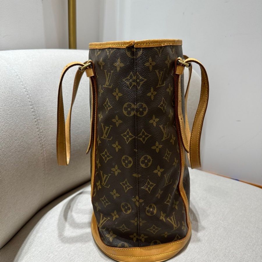 Louis Vuitton-1