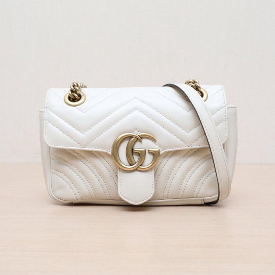 GUCCI(古馳) GG Marmont 肩背包 Mini 22 白色 金扣-0