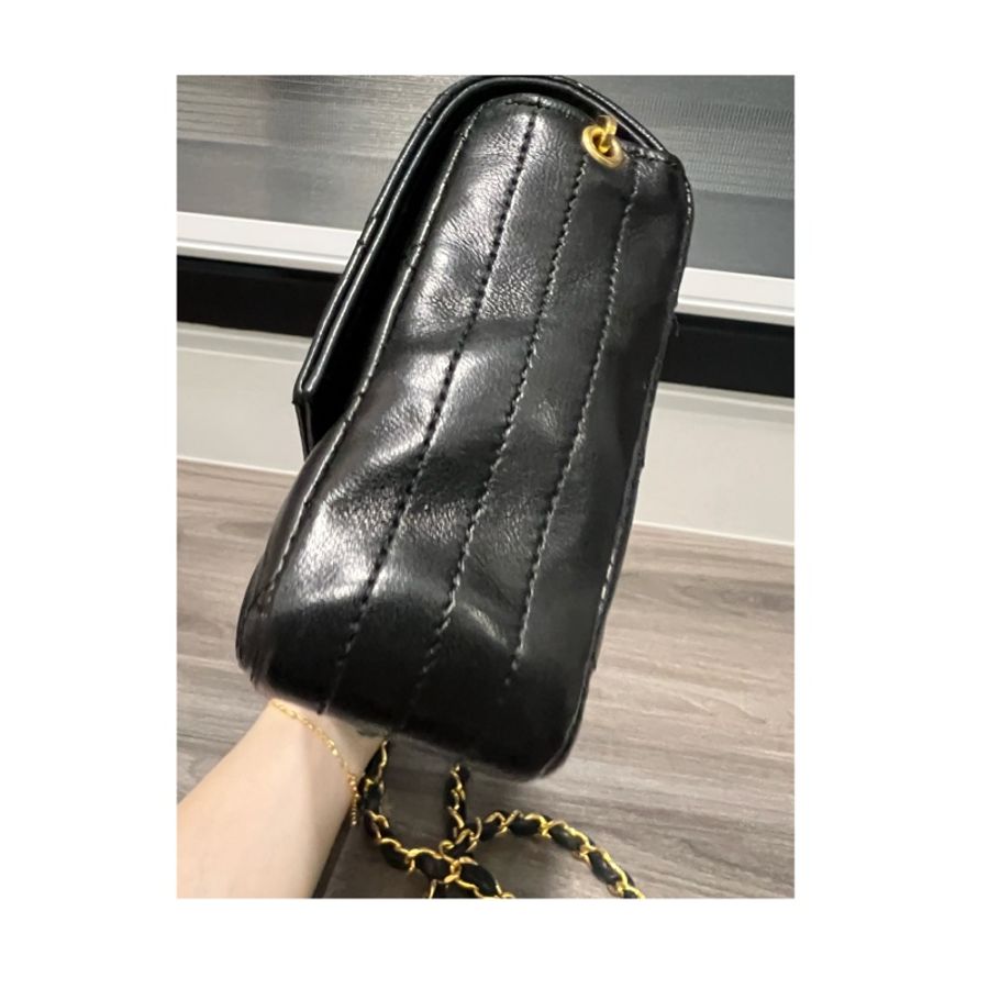 Chanel古董黑色大Logo信封包羊皮-3