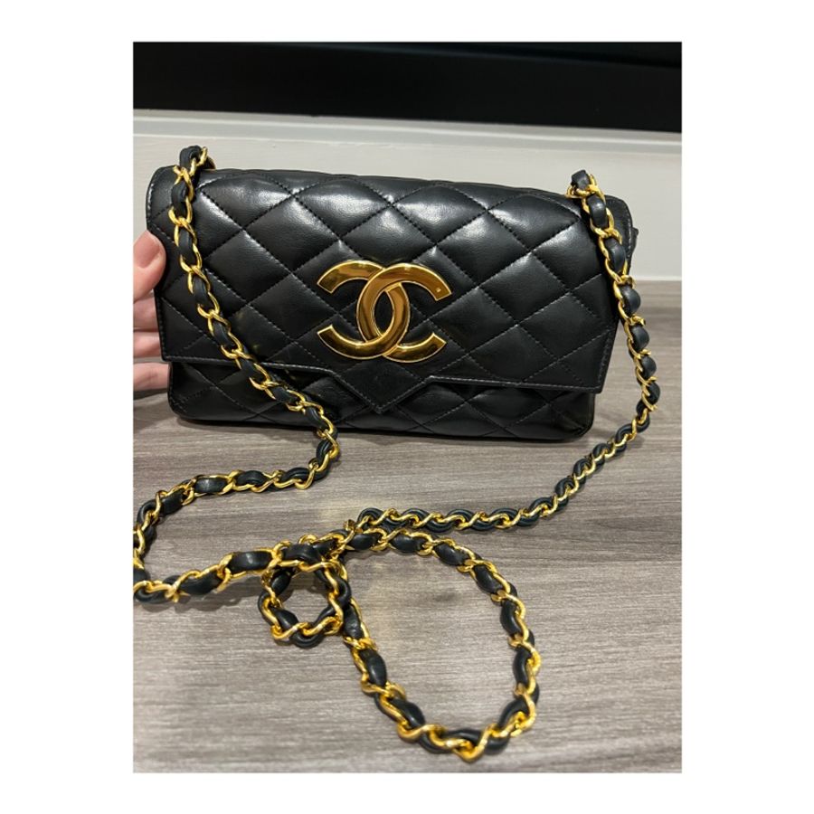 Chanel古董黑色大Logo信封包羊皮-8