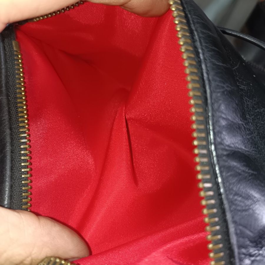 CELINE 黑色牛皮小背包-16