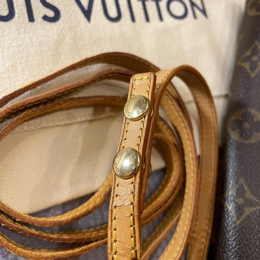 LV Louis Vuitton Monogram 信封翻蓋肩背包 斜背包 可當手拿包-21