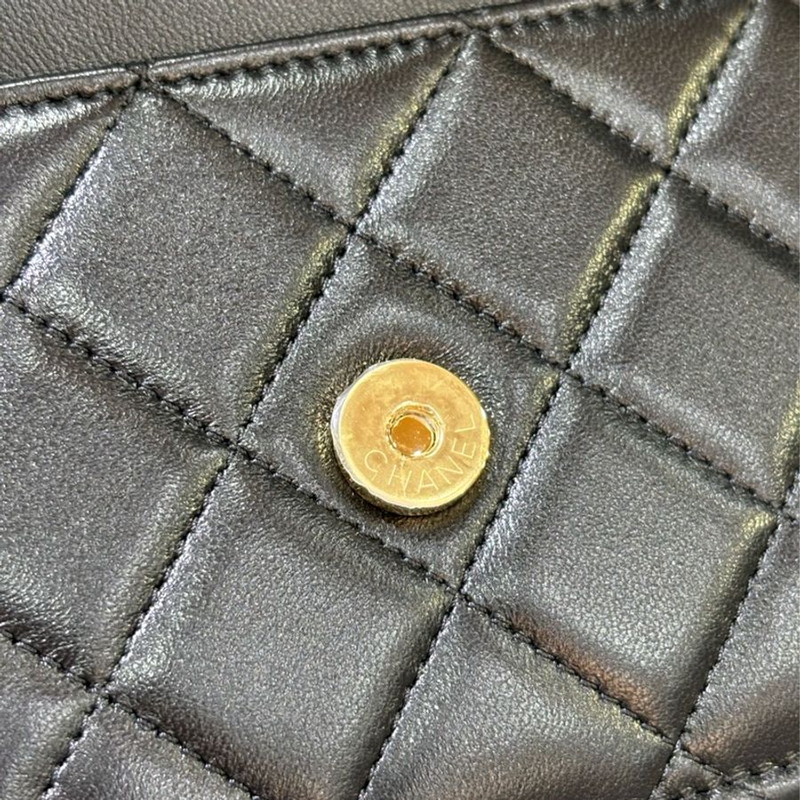 CHANEL AP0250 WOC 黑色羊皮 金鍊金釦 肩背包 斜背包 發財包 鏈子皮夾-10