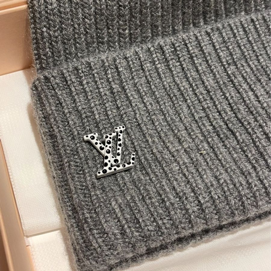 Louis Vuitton LV x 草間彌生 灰色山羊絨毛帽-3