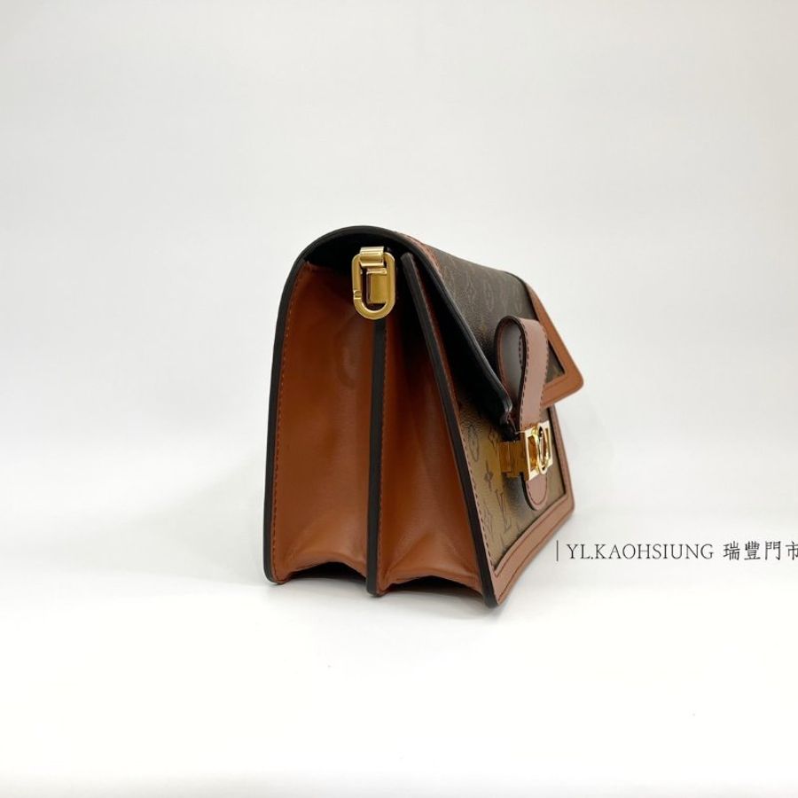 ❣LV 雙色原花Dauphine MM金釦下蓋肩斜背包-2