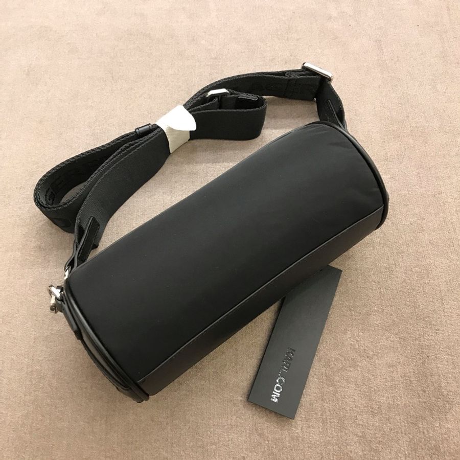 KARl LAGERFELD Barrel 205W3018-6