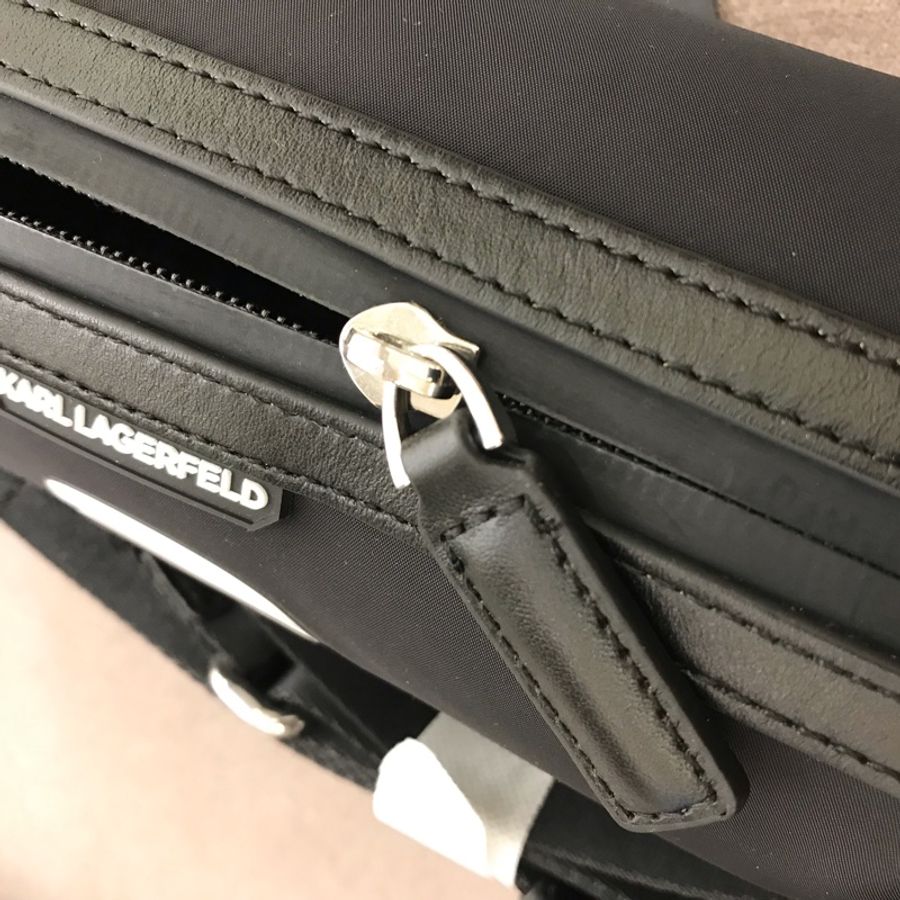 KARl LAGERFELD Barrel 205W3018-9